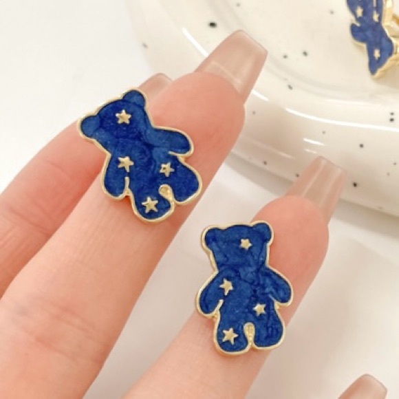 🔥2/$20 Blue Bear Earrings Silver Pin - Picture 2 of 5